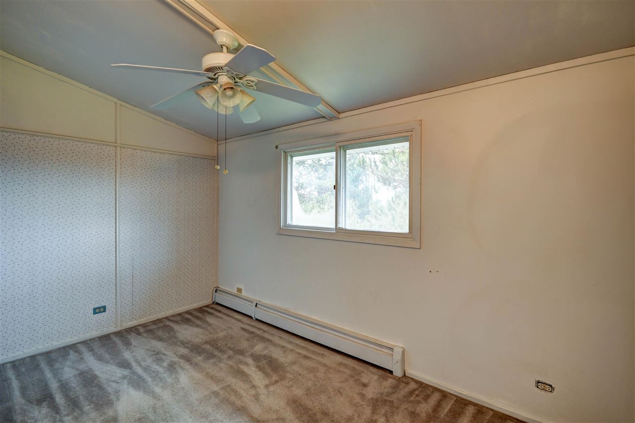 2914 Five Mile Road Traverse City, MI 49686 - Photo 34 of 45 1895566-33.JPG