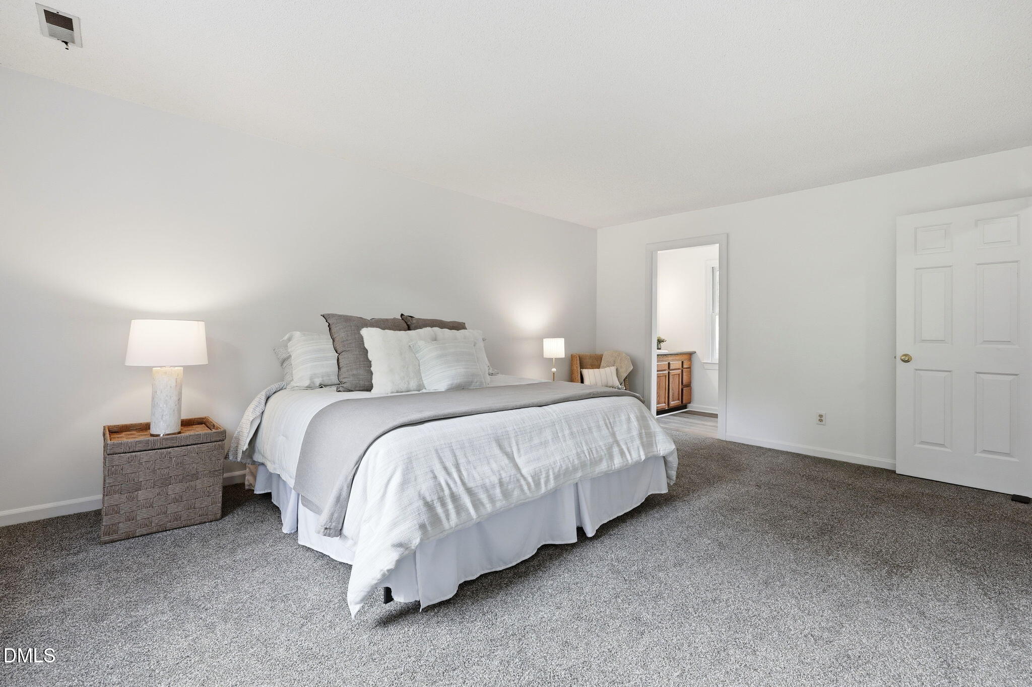 6505 Wooden Shoe Lane Raleigh, NC 27613 - Photo 20 of 31 35-web-or-mls-IMG_1929