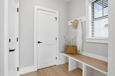 $1,195,000 | 10 Webber Avenue, Unit 102, Bedford, MA 01730