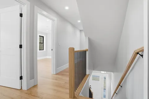 $1,195,000 | 10 Webber Avenue, Unit 102, Bedford, MA 01730