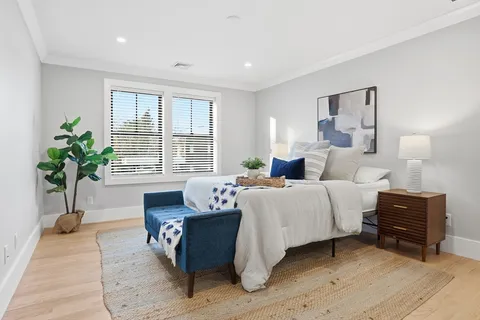 $1,195,000 | 10 Webber Avenue, Unit 102, Bedford, MA 01730