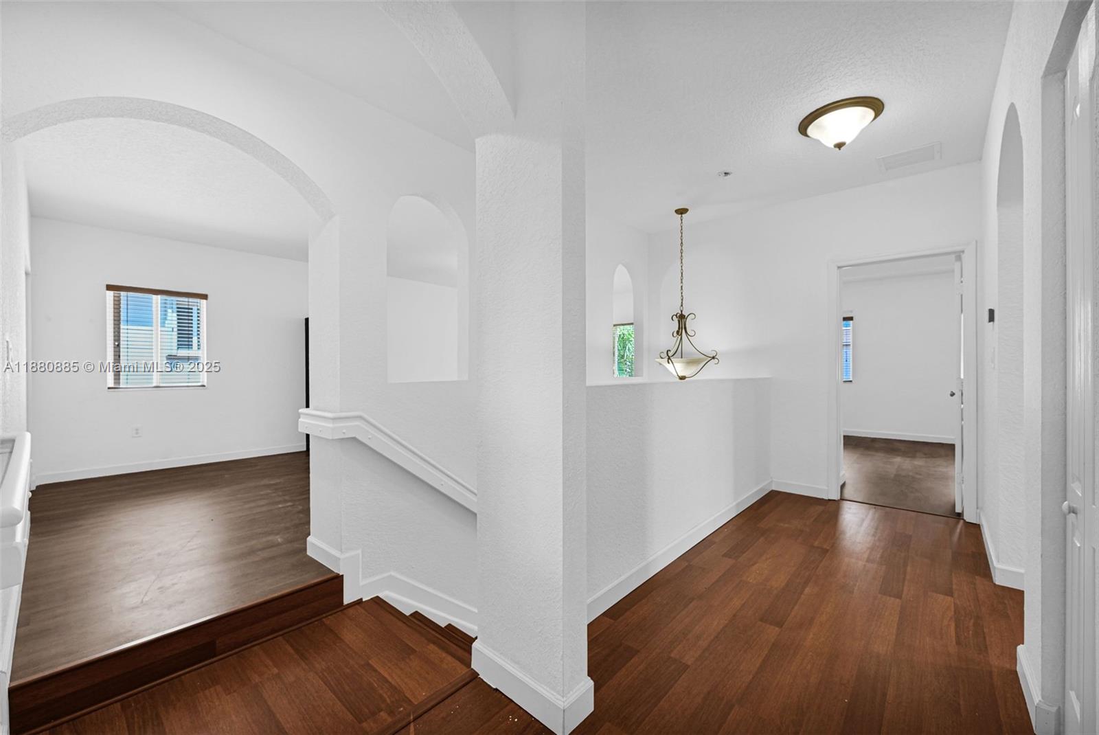 1609 Southwest 154th Path Miami, FL 33185 - Photo 25 of 70 Gallery Image 25