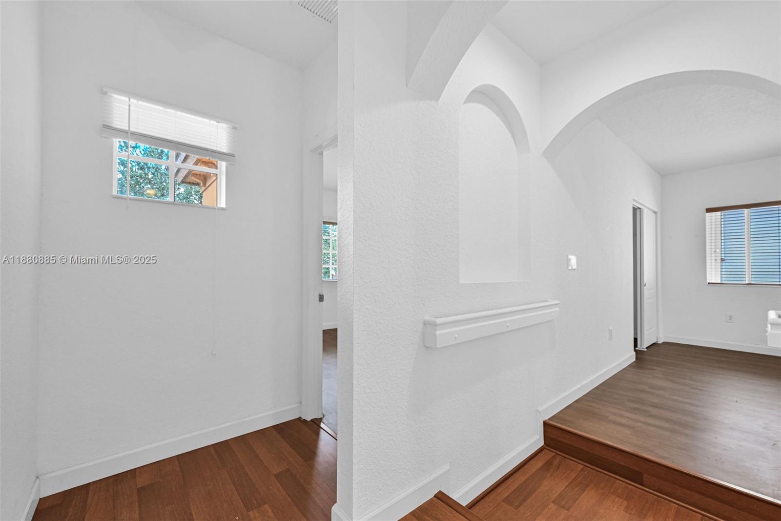 1609 Southwest 154th Path Miami, FL 33185 - Photo 27 of 70 Gallery Image 27