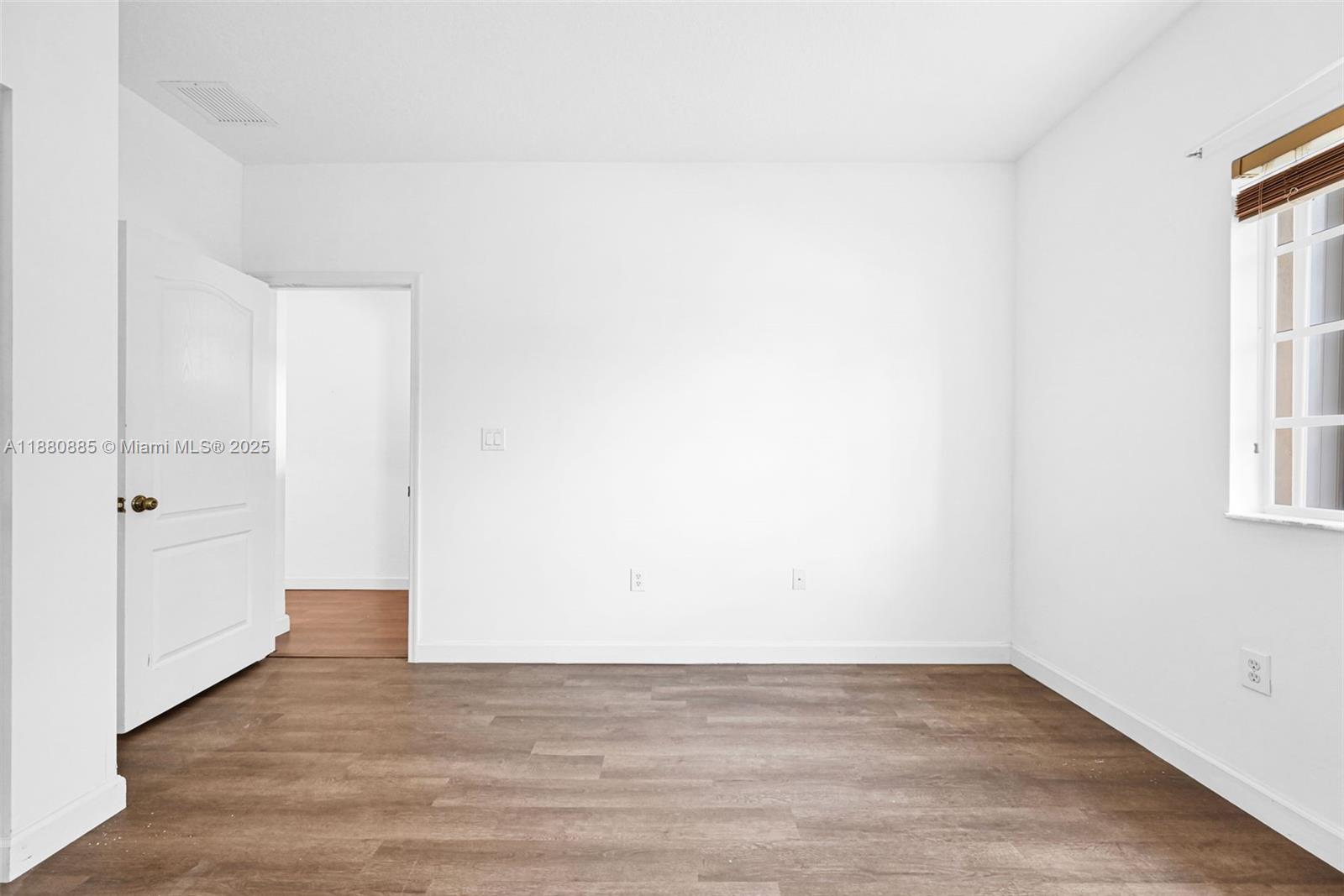 1609 Southwest 154th Path Miami, FL 33185 - Photo 46 of 70 Gallery Image 46
