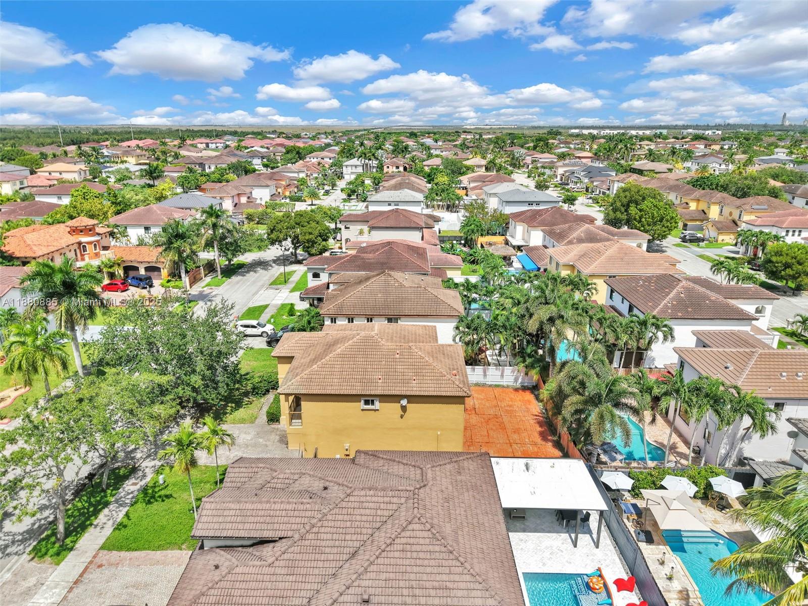 1609 Southwest 154th Path Miami, FL 33185 - Photo 67 of 70 Gallery Image 67