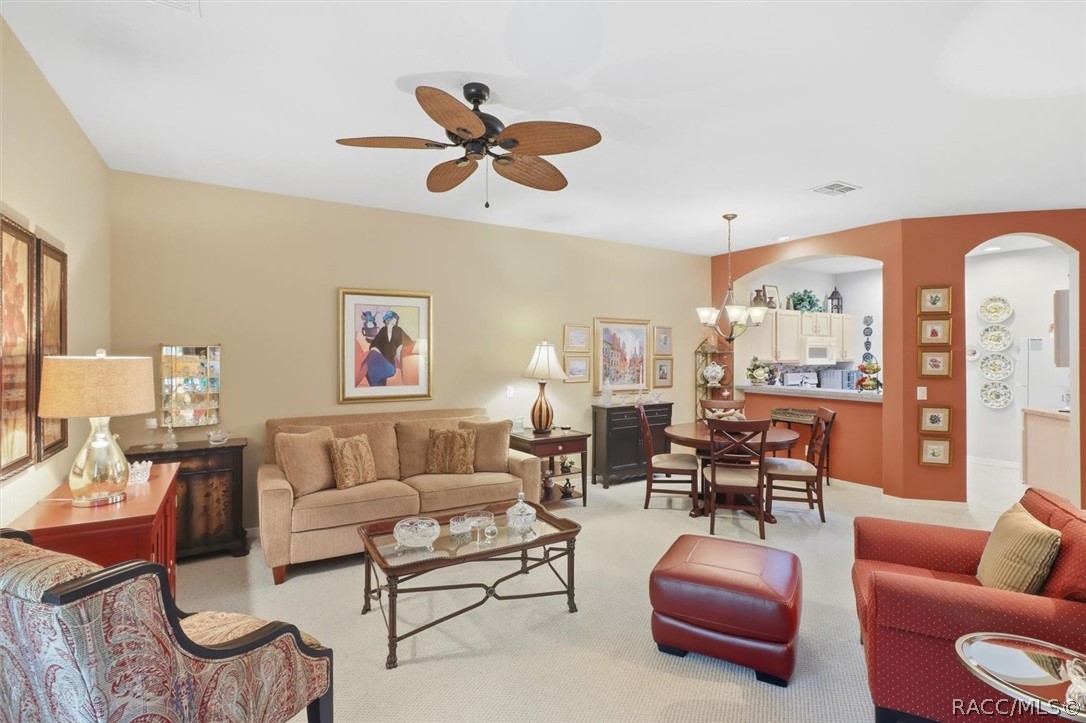 1708 West Spring Meadow Loop Lecanto, FL 34461 - Photo 12 of 44 Gallery Image 12