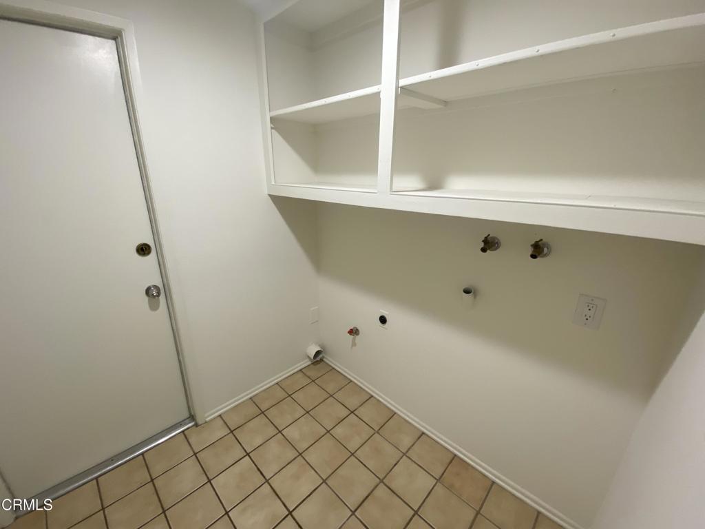 3 Venus Street Thousand Oaks, CA 91360 - Photo 18 of 27 a view of utility room
