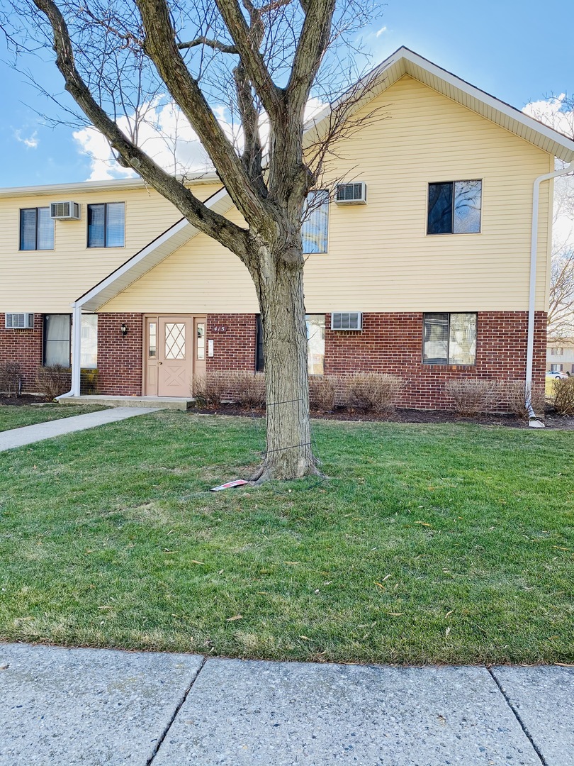 415 Echo Lane, Unit 2 Aurora, IL 60504 - Photo 1 of 19