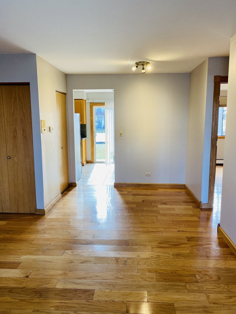415 Echo Lane, Unit 2 Aurora, IL 60504 - Photo 6 of 19