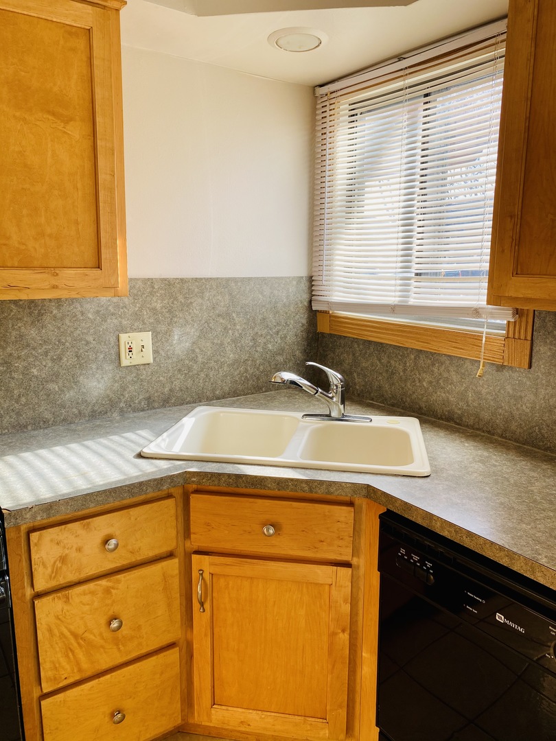 415 Echo Lane, Unit 2 Aurora, IL 60504 - Photo 8 of 19