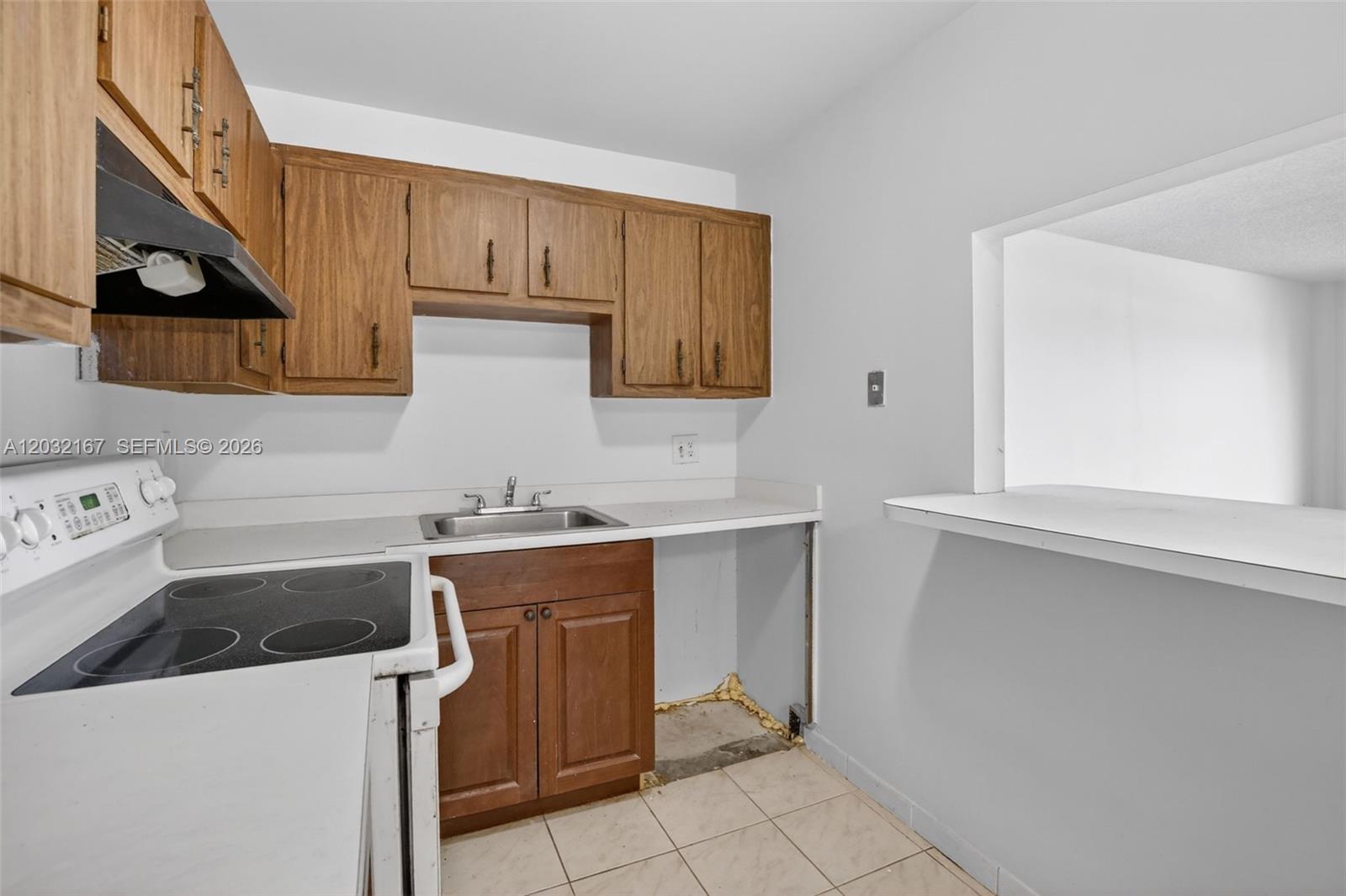 4174 Inverrary Drive, Unit 805 Lauderhill, FL 33319 - Photo 5 of 30