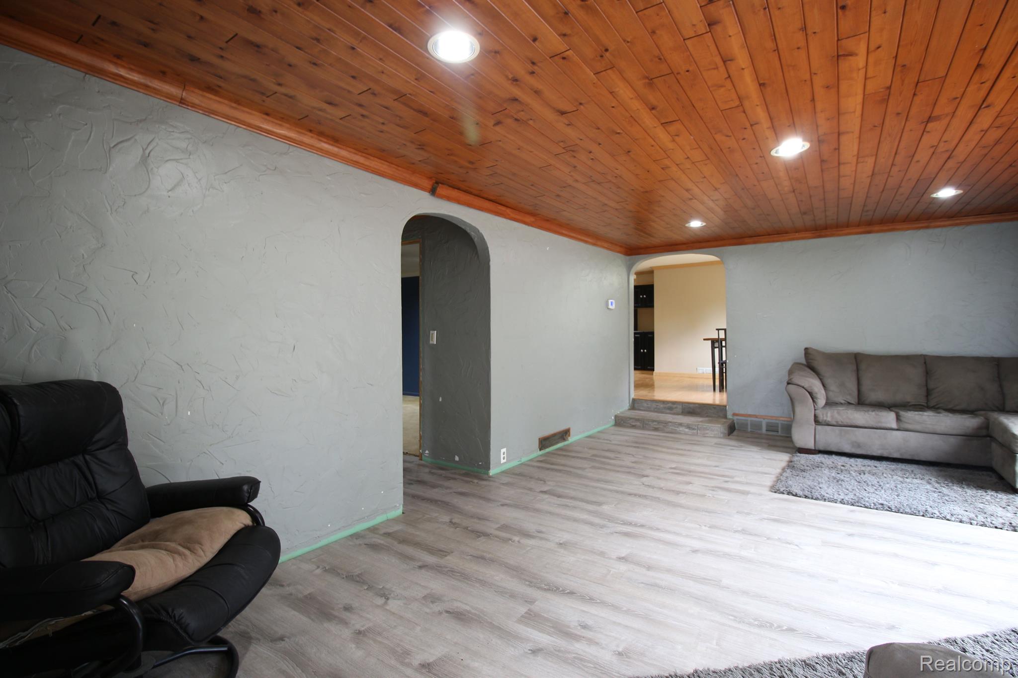 6679 Jones Road North Branch, MI 48461 - Photo 3 of 31 Gallery Image 3