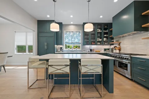 $2,300,000 | 2116 Clifton Street, Austin, TX 78704