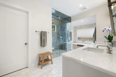 $2,300,000 | 2116 Clifton Street, Austin, TX 78704