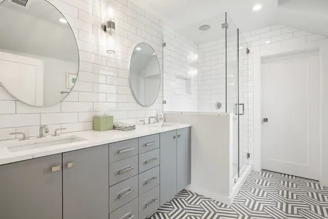 $2,300,000 | 2116 Clifton Street, Austin, TX 78704