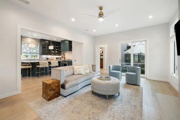 $2,300,000 | 2116 Clifton Street, Austin, TX 78704