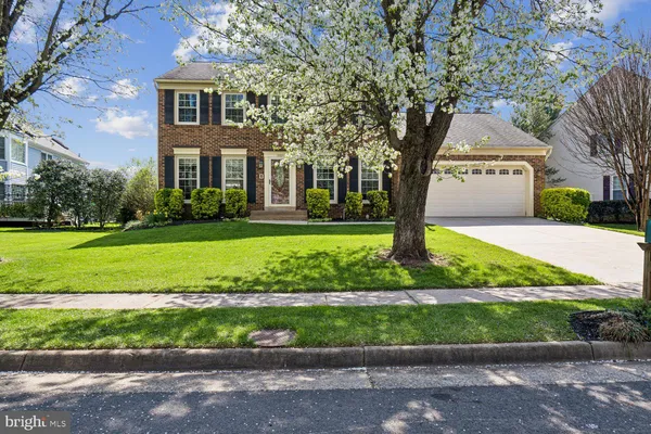$1,018,000 | 13511 Fallen Oak Court, Chantilly, VA 20151