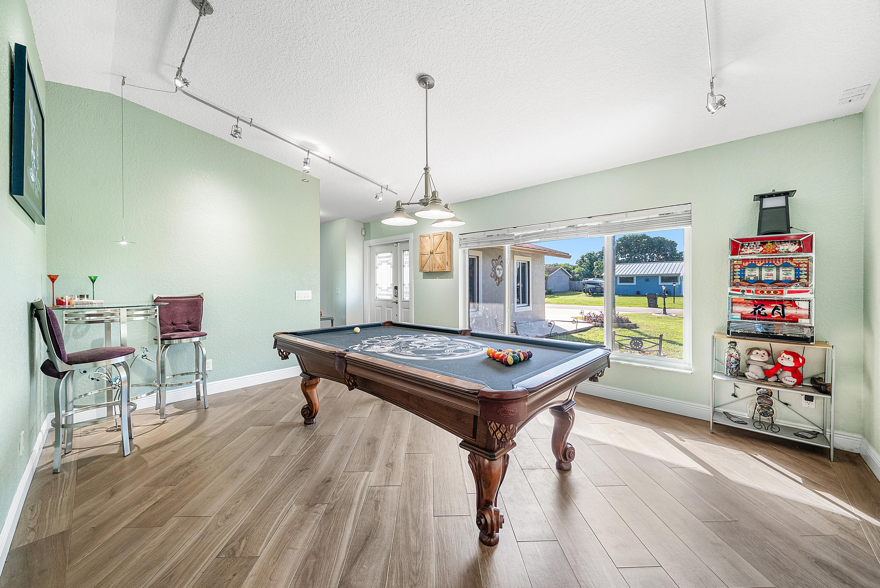 74 West Palmetto Road Lake Worth, FL 33467 - Photo 10 of 37 015-74WestPalmettoRoad-LakeWorth-FL-3346
