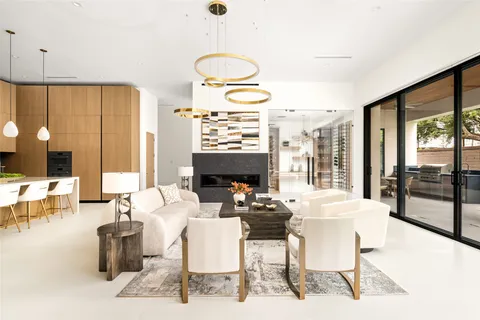 $4,995,000 | 2006 Suffolk Drive, Houston, TX 77027