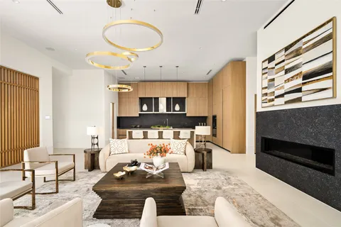 $4,995,000 | 2006 Suffolk Drive, Houston, TX 77027