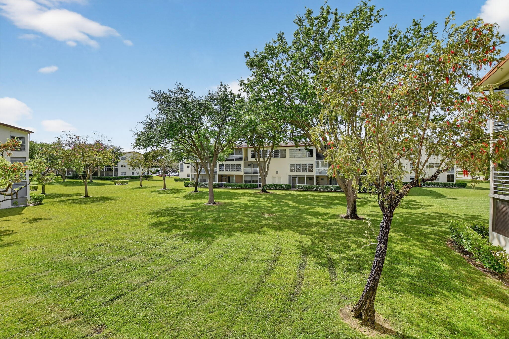 485 Mansfield K Boca Raton, FL 33434 - Photo 3 of 73 3-web-or-mls-DSC_6889