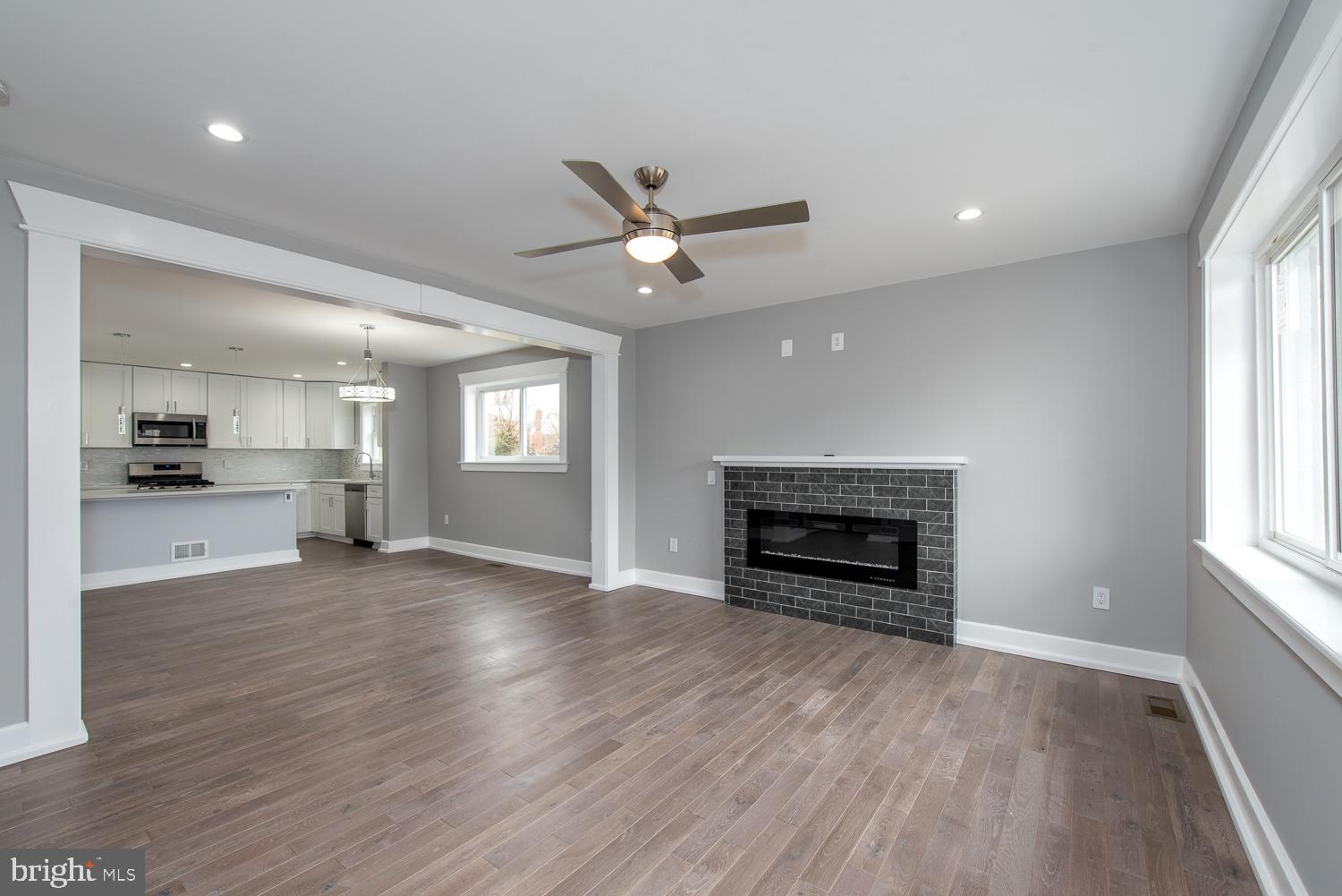5906 Brunswick Street Springfield, VA 22150 - Photo 8 of 25 Gallery Image 8