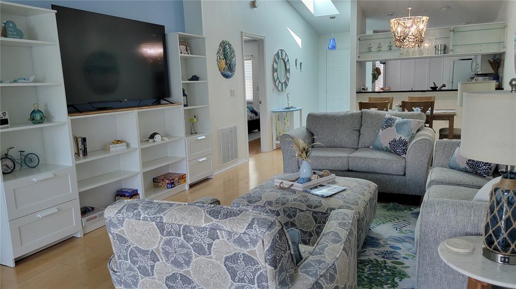 1318 Perico Point Circle Bradenton, FL 34209 - Photo 9 of 24