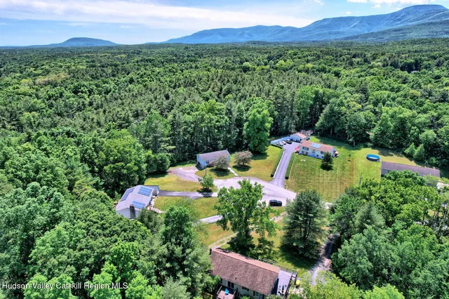 $364,900 | 36 Banta Lane, Cairo, NY 12413