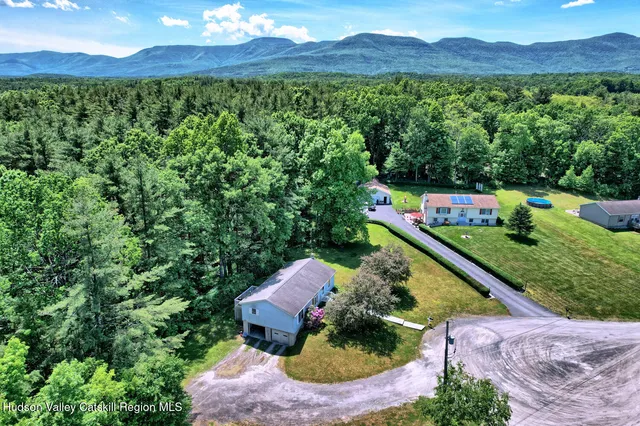 $364,900 | 36 Banta Lane, Cairo, NY 12413