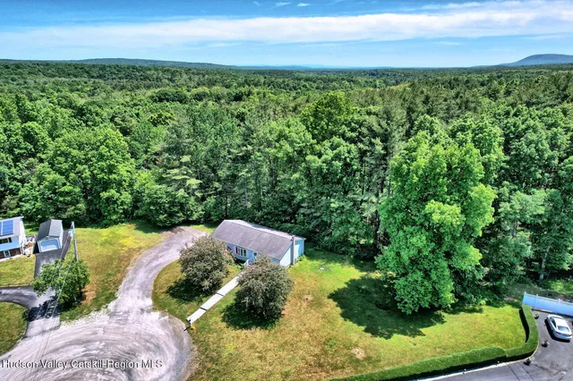 $364,900 | 36 Banta Lane, Cairo, NY 12413