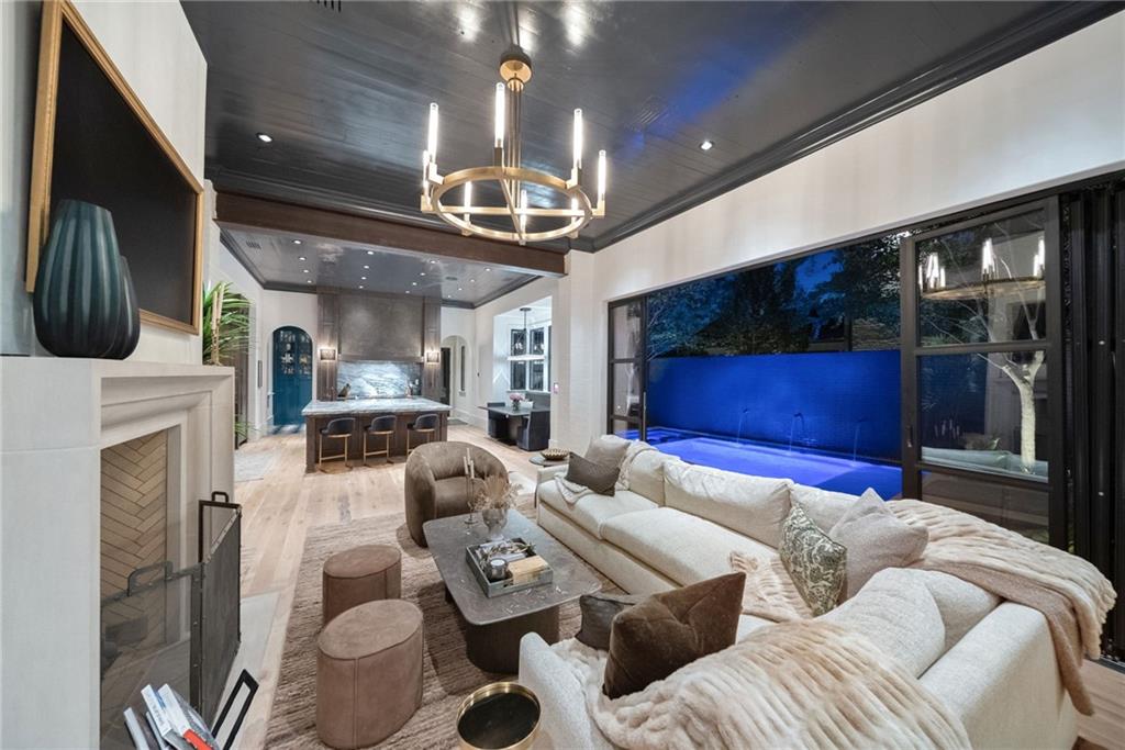 6570 Five Oaks Road Cumming, GA 30040 - Photo 30 of 136