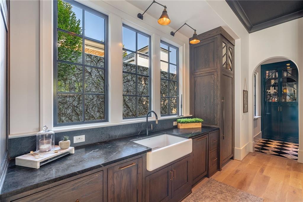 6570 Five Oaks Road Cumming, GA 30040 - Photo 33 of 136