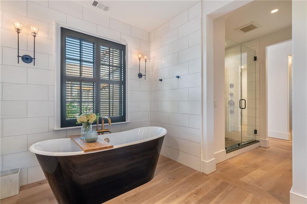 6570 Five Oaks Road Cumming, GA 30040 - Photo 61 of 136 a room with a couch and a sink