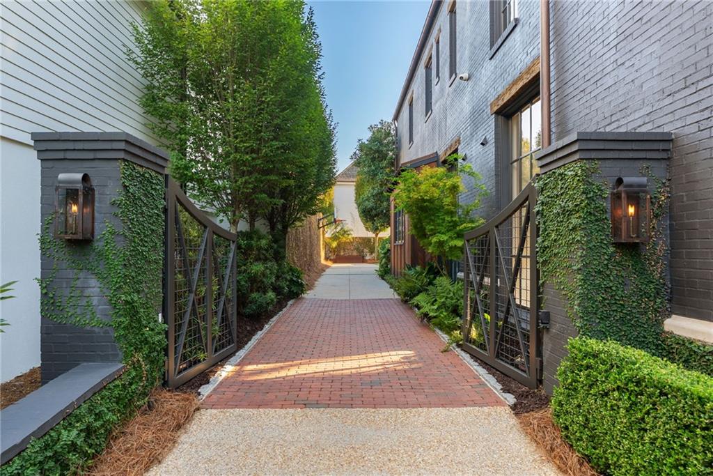 6570 Five Oaks Road Cumming, GA 30040 - Photo 95 of 136