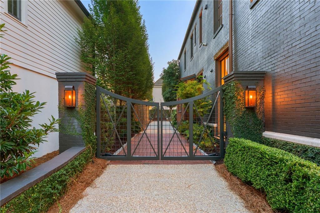 6570 Five Oaks Road Cumming, GA 30040 - Photo 96 of 136