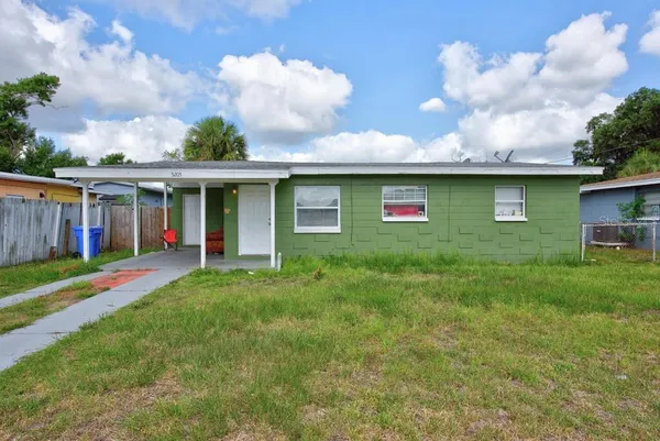 $220,000 | 5205 South 82nd Street, Tampa, FL 33619