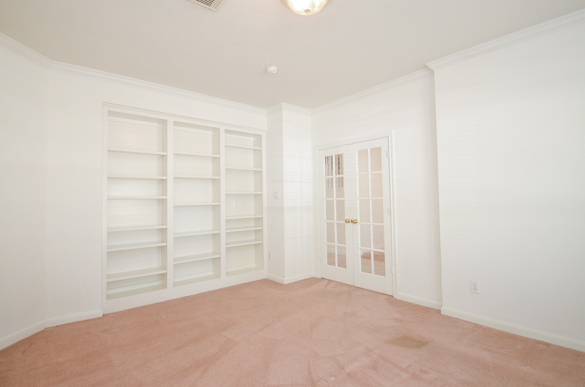 23615 Banning Point Court Katy, TX 77494 - Photo 13 of 50 an empty room with a empty space and closet