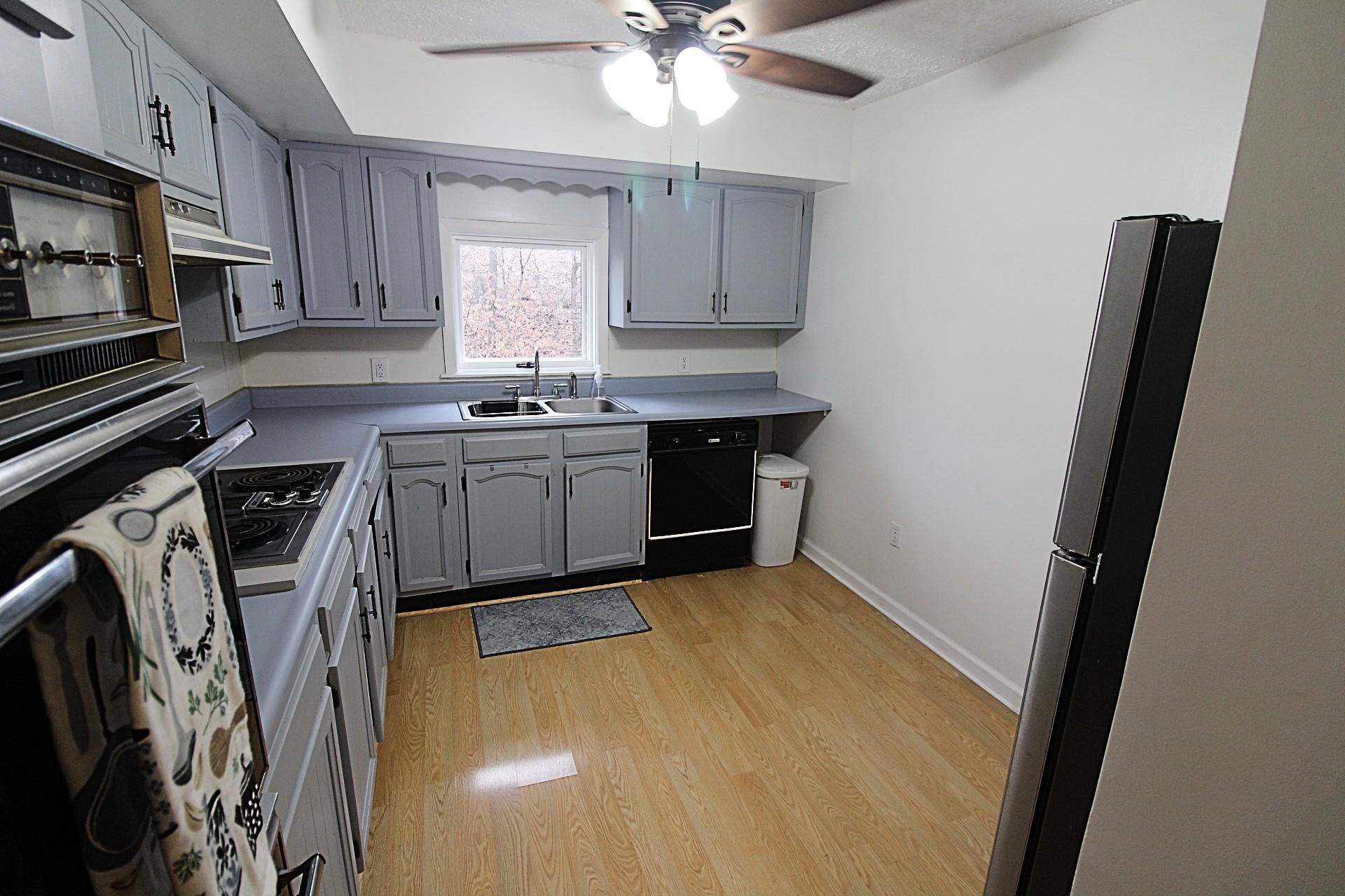 490 Walker Avenue Raceland, KY 41169 - Photo 4 of 14