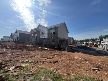 $447,400 | 352 Cardinal Creek Drive, Clarksville, TN 37040