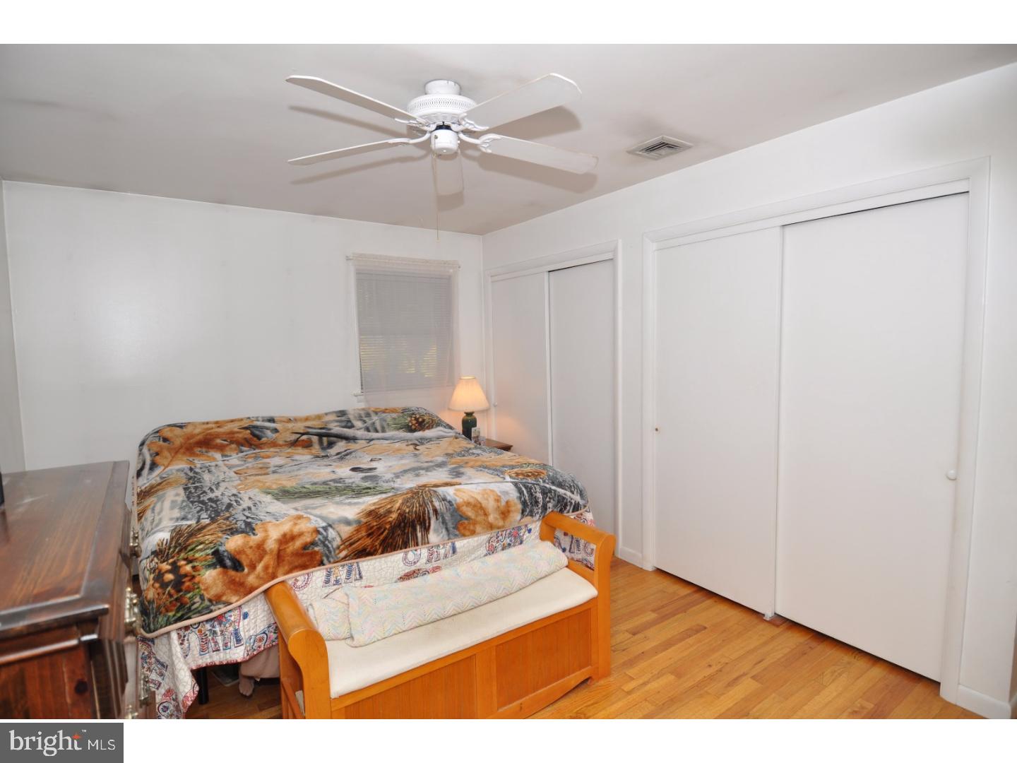 23169 Columbus Road Columbus, NJ 08022 - Photo 13 of 25 Bedroom - Main