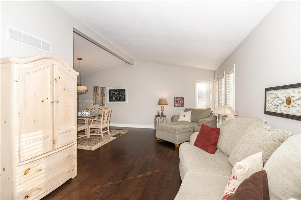 839 Carey Road Carmel, IN 46033 - Photo 2 of 22 Gallery Image 2