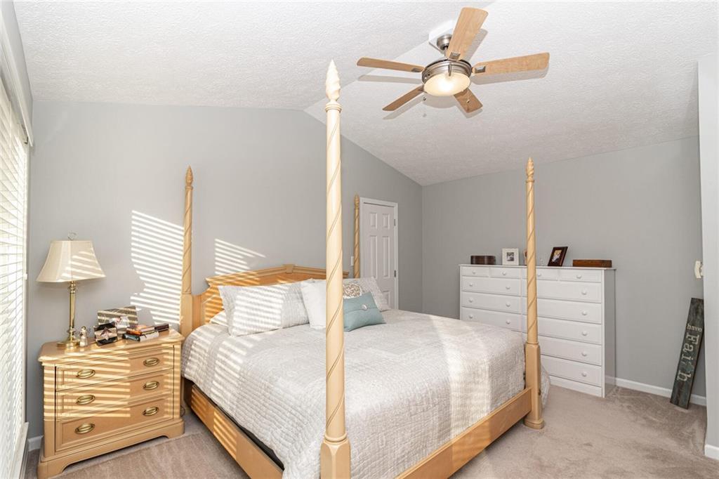 839 Carey Road Carmel, IN 46033 - Photo 10 of 22 Gallery Image 10