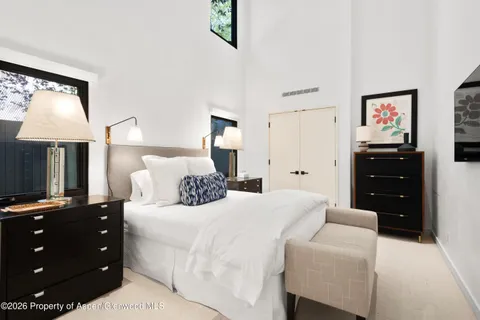 $24,995,000 | 520 North 8th Street, Aspen, CO 81611