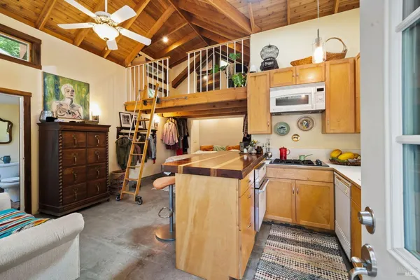 $795,000 | 14840 Wendling Soda Creek Road, Philo, CA 95466