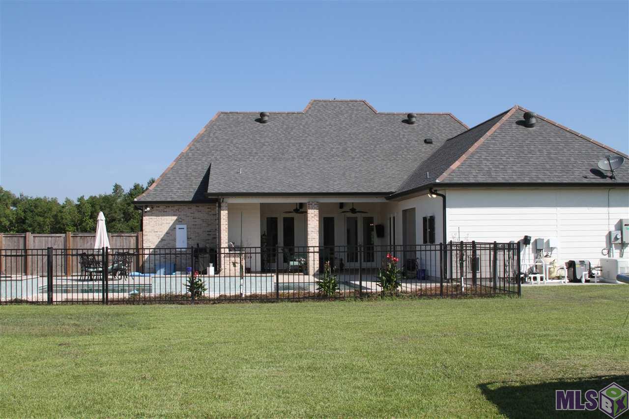 204 Rue Richard Gray, LA 70359 - Photo 32 of 32 Back View