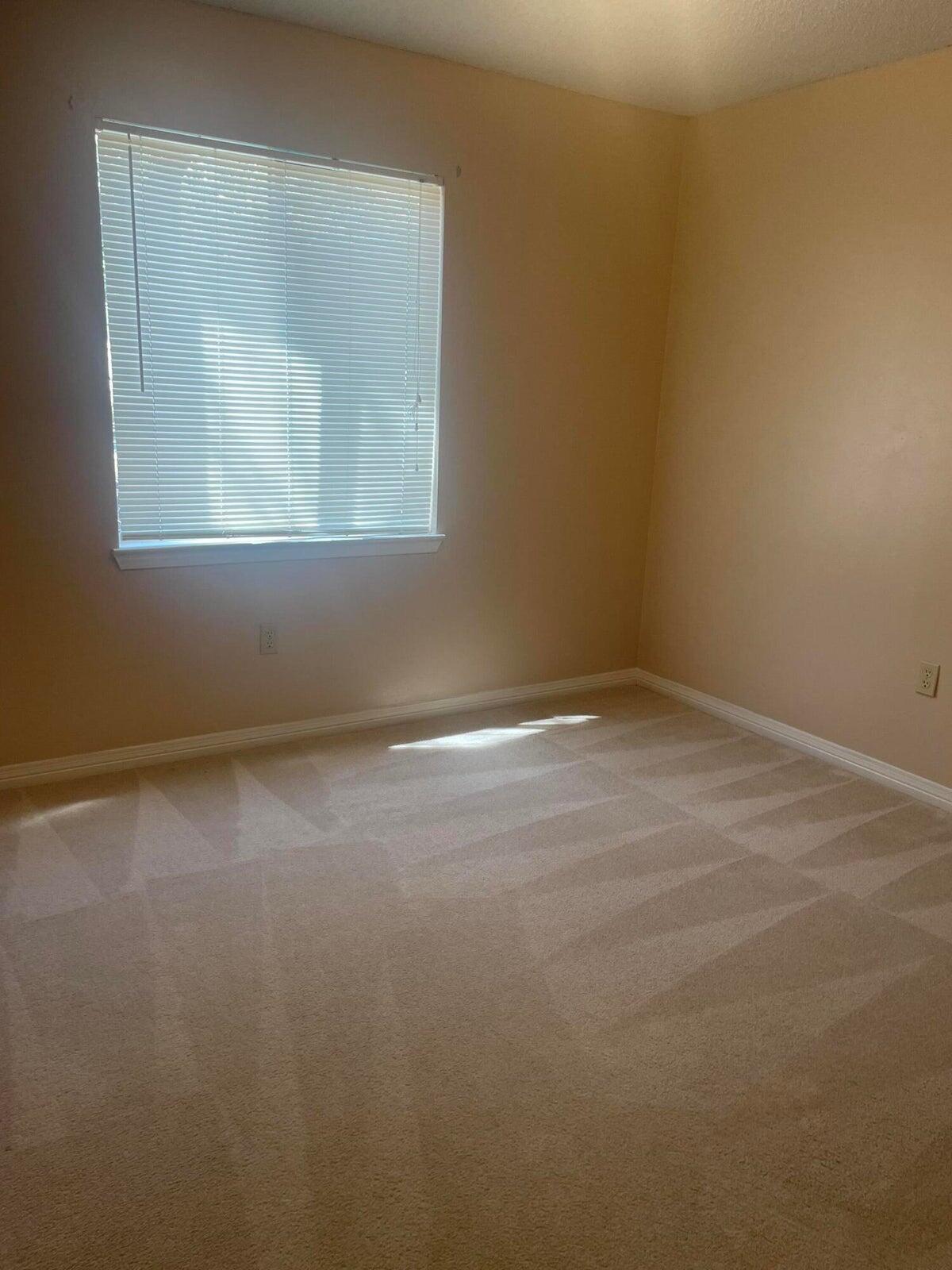1105 Sean Lane Niceville, FL 32578 - Photo 10 of 16 an empty room with a window