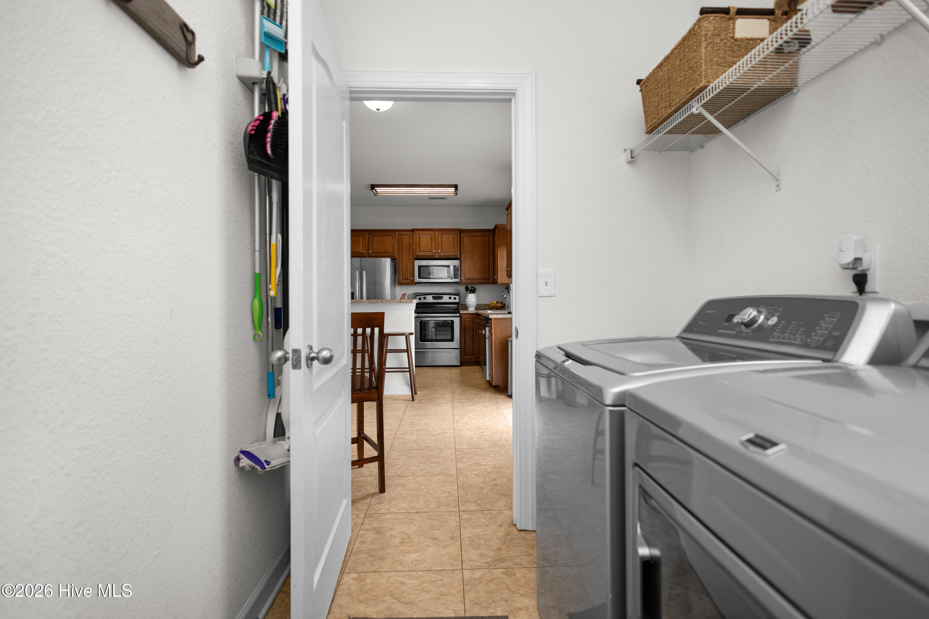 462 Cooper Garrett Road Moyock, NC 27958 - Photo 23 of 51 laundry room