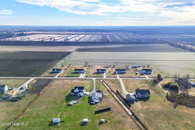 $360,000 | 462 Cooper Garrett Road, Moyock, NC 27958