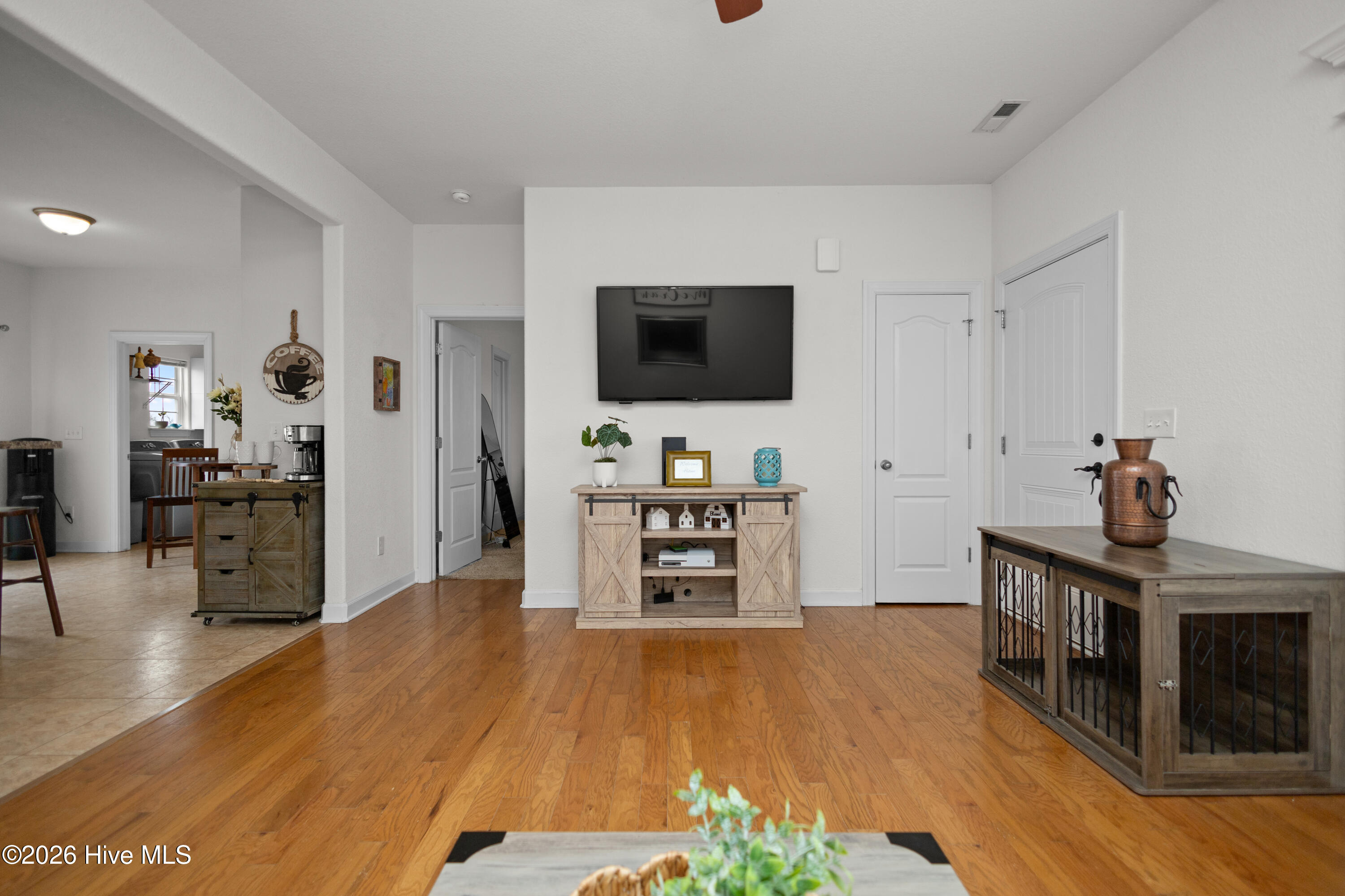 462 Cooper Garrett Road Moyock, NC 27958 - Photo 9 of 51 living area