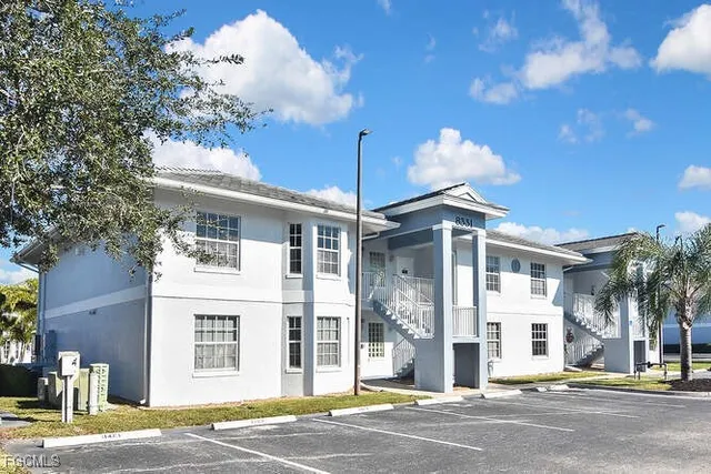 $1,700 | 8331 Bernwood Cove Loop, Unit 1402, Fort Myers, FL 33966